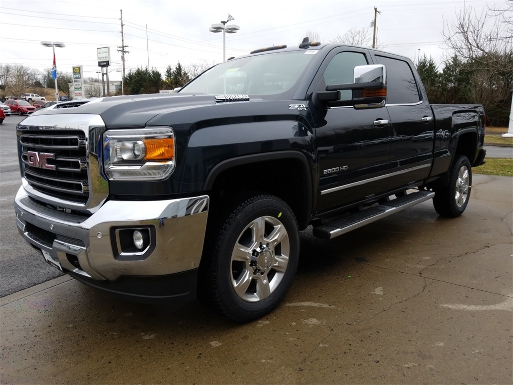 New 2018 GMC Sierra 2500HD SLT 4D Crew Cab in Madison #G81021 | Serra ...