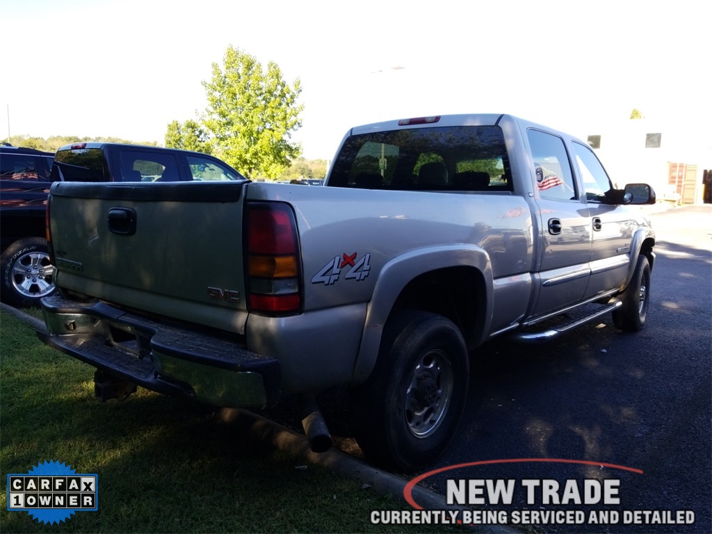Pre-Owned 2005 GMC Sierra 2500HD SLT